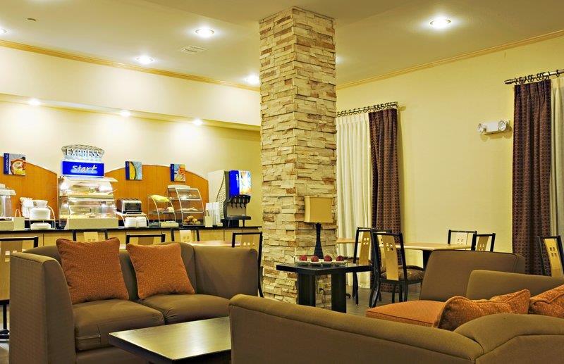 Holiday Inn Express Hotel And Suites Borger By Ihg Exterior foto